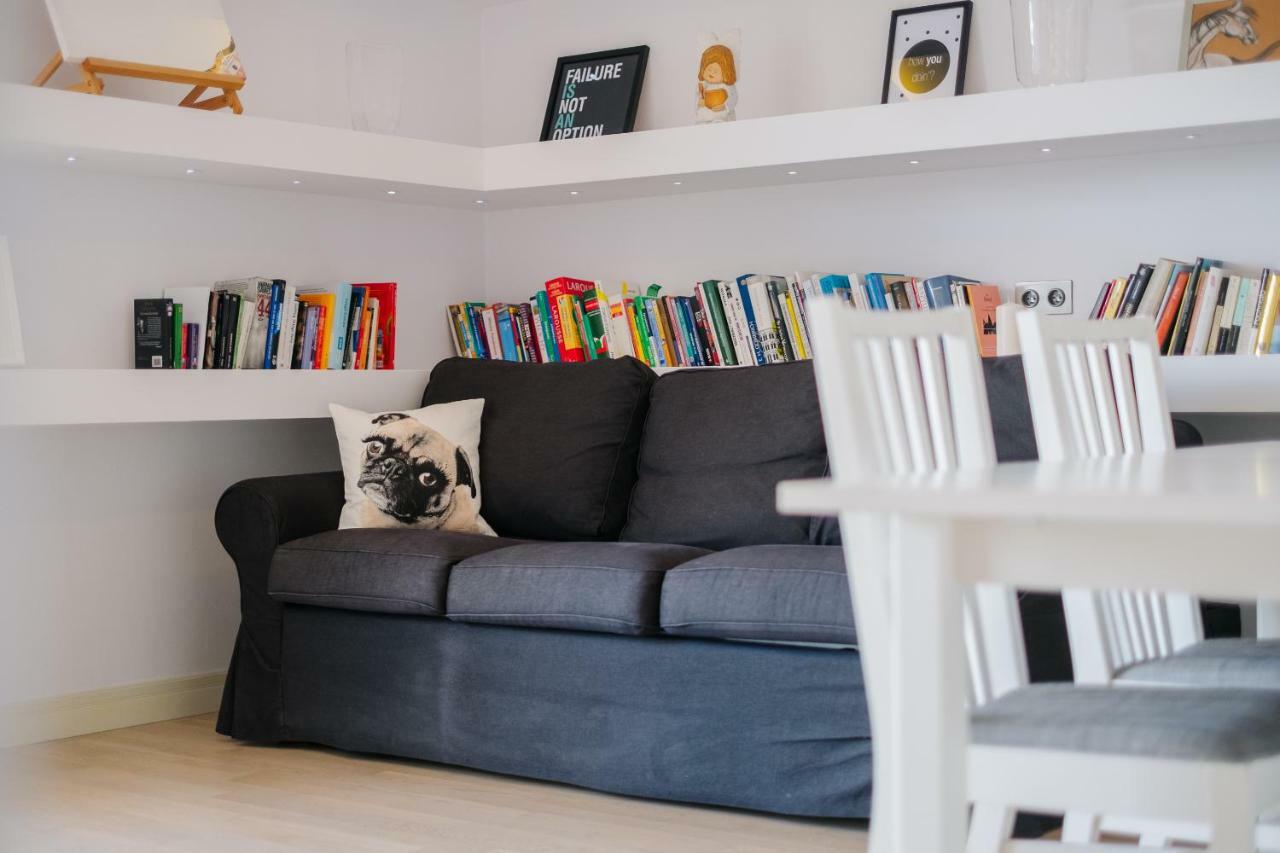 Modern Apartment Across The Ponds Warsaw Ngoại thất bức ảnh