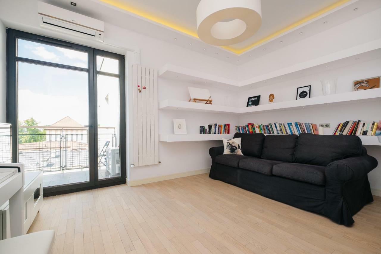 Modern Apartment Across The Ponds Warsaw Ngoại thất bức ảnh